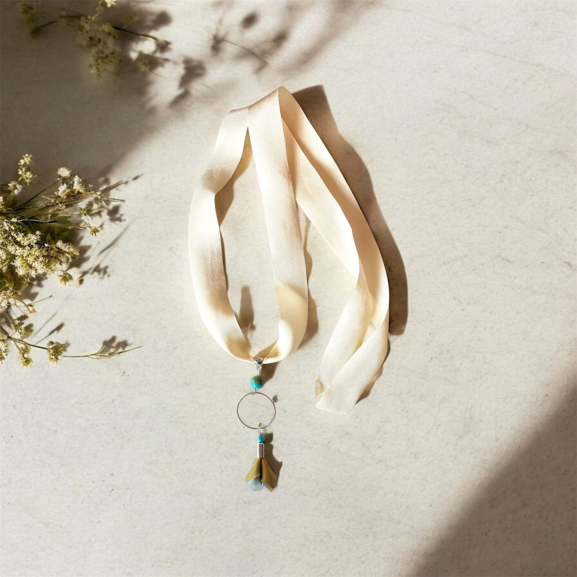 Summer Necklace - lifestyle